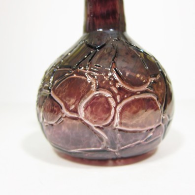 Crackle vase detail